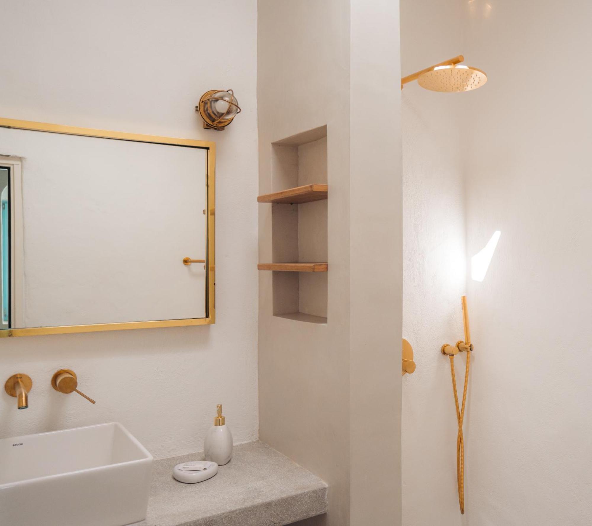 Eco-luxe Retreat In Ano Petali, Sifnos Holiday home *