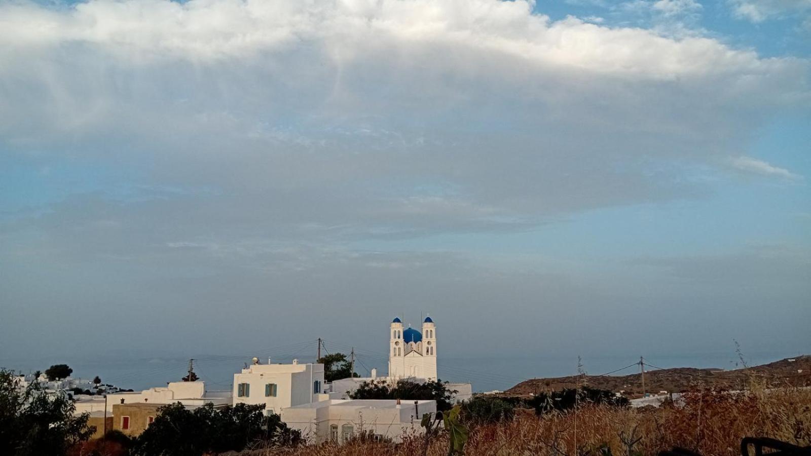 Eco-luxe Retreat In Ano Petali, Sifnos Holiday home *